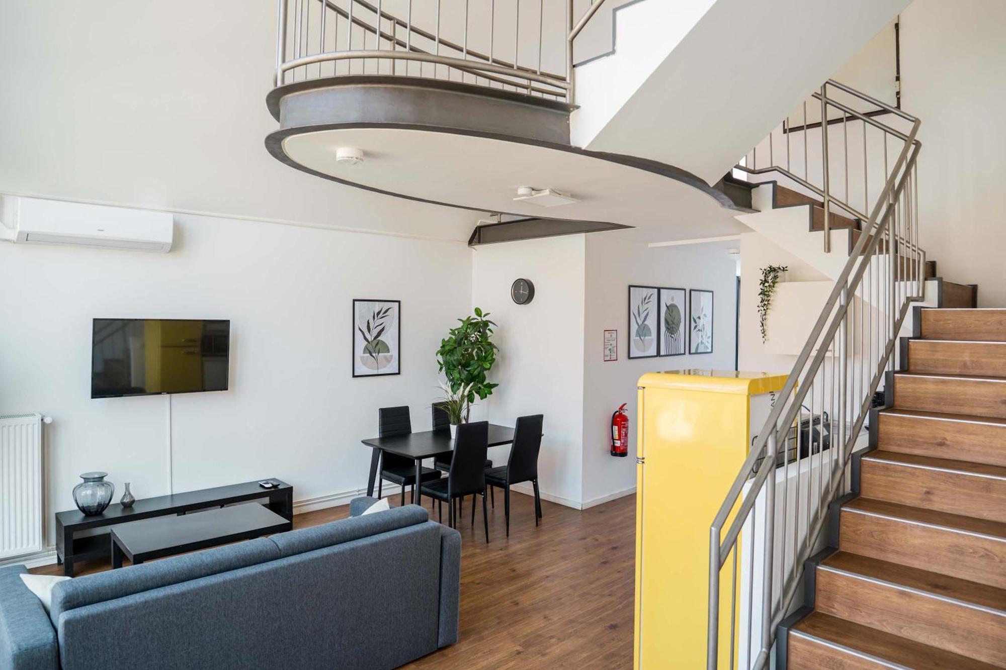 Fantastic Loft With Balcony Apartamento *